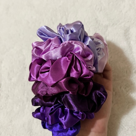 Colorful Scrunchies - Picture 14 of 15